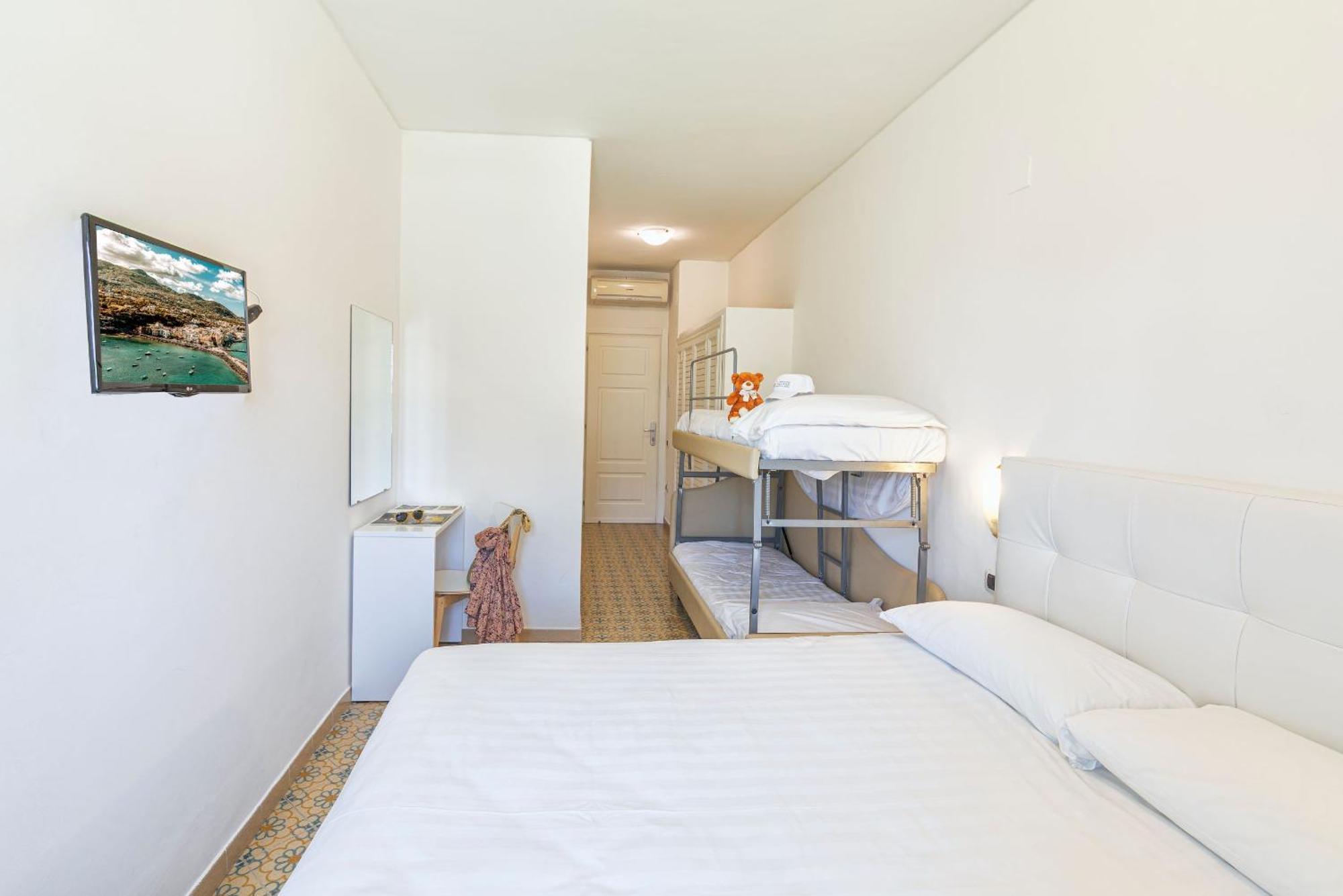 Le Canne Family Resort & Spa Forio di Ischia Стая снимка