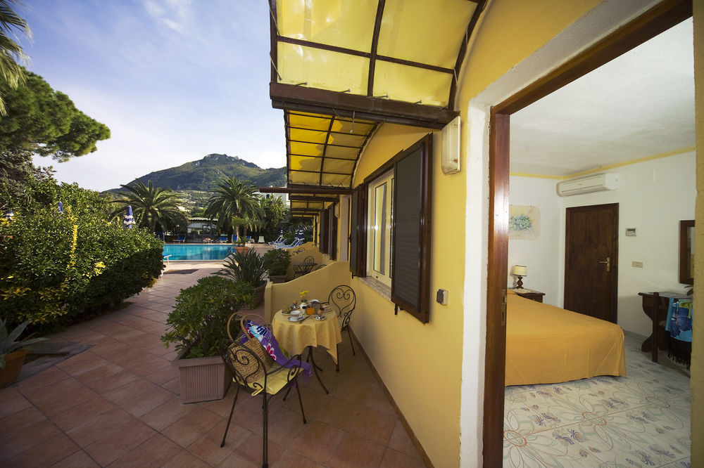 Le Canne Family Resort & Spa Forio di Ischia Екстериор снимка